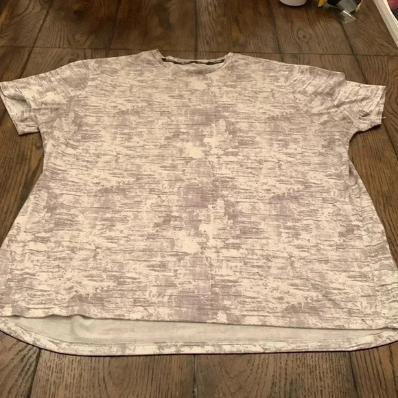 Reebok woman’s t-shirt, tee shirt 2XL good condition. - Picture 1 of 3